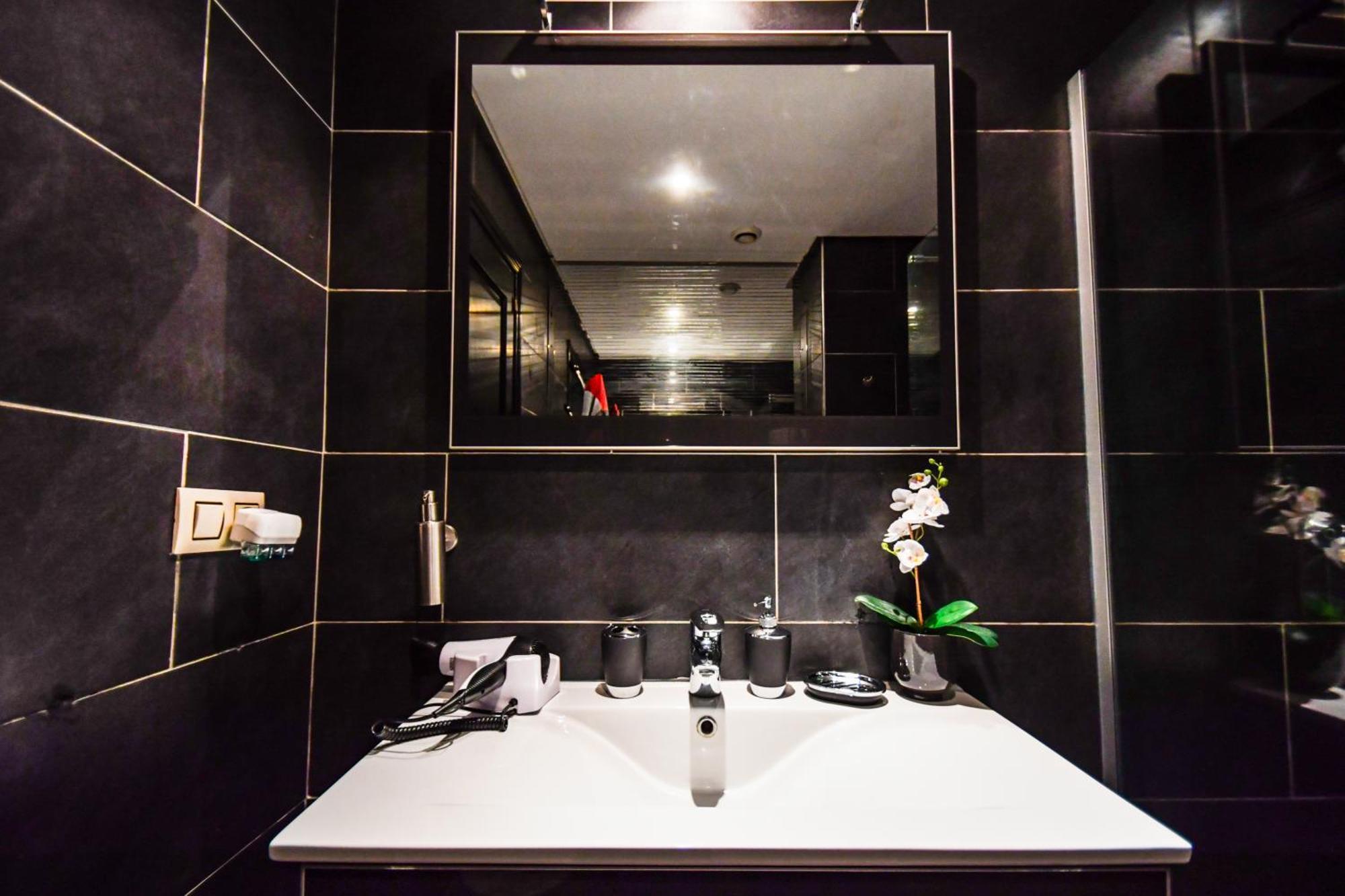 Appartement Haut Standing Gueliz Plaza Marrakesh Eksteriør billede